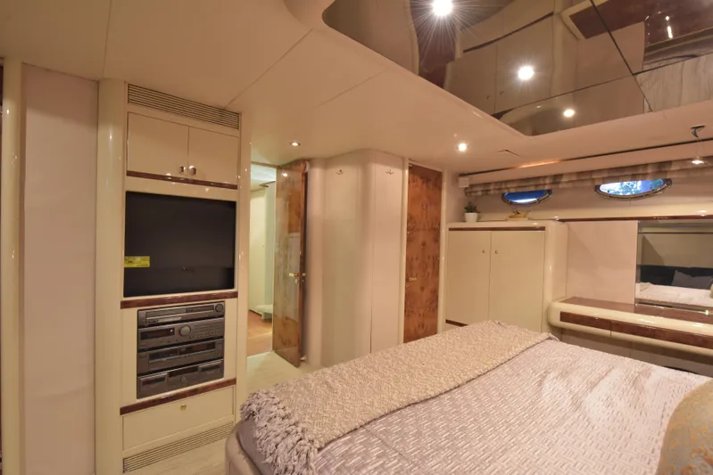 Yolo Yacht Photos Pics 