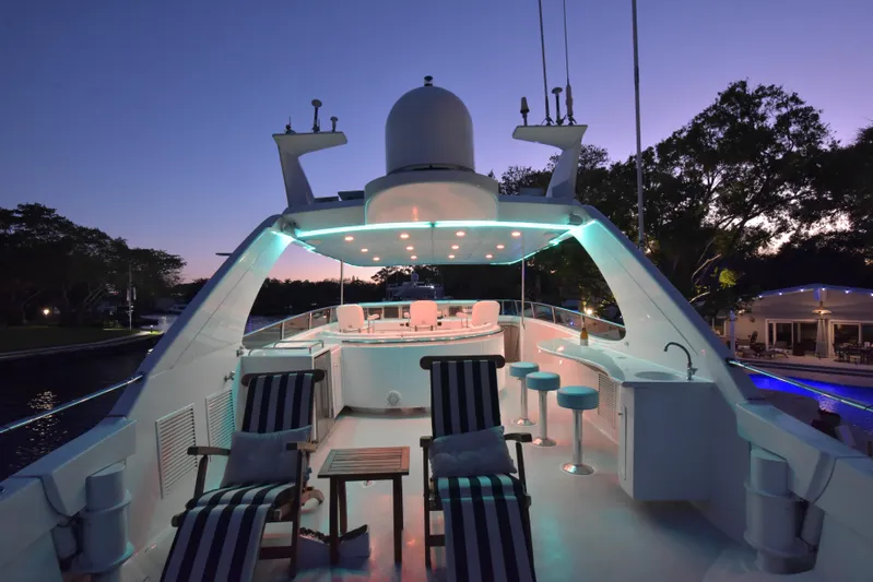 Yolo Yacht Photos Pics 