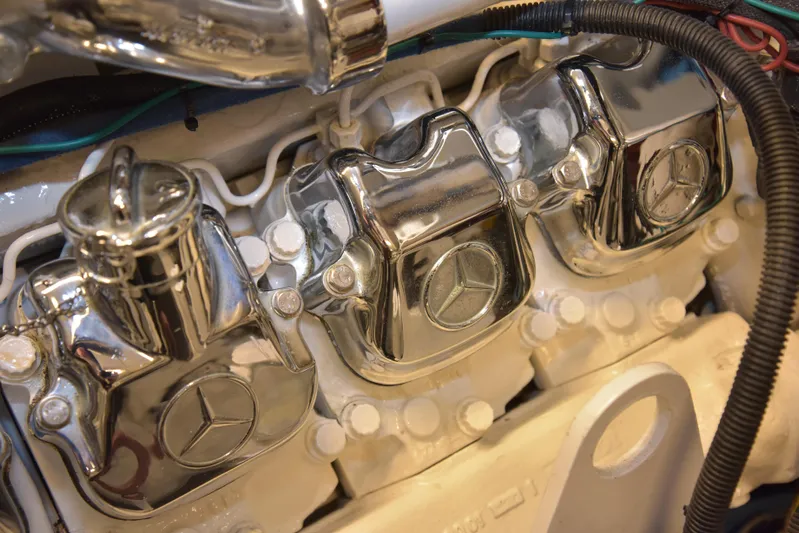 Yolo Yacht Photos Pics 