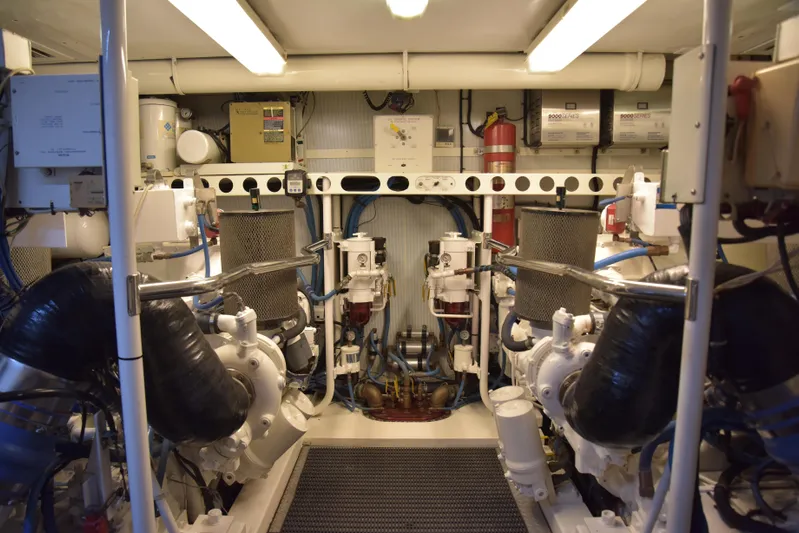 Yolo Yacht Photos Pics 