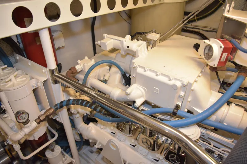 Yolo Yacht Photos Pics 