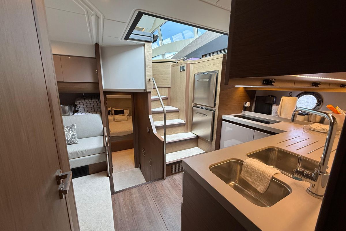 2018 Beneteau 50 