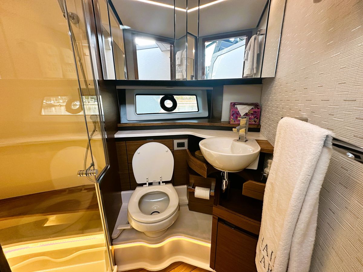 2024 Tiara Yachts 48 