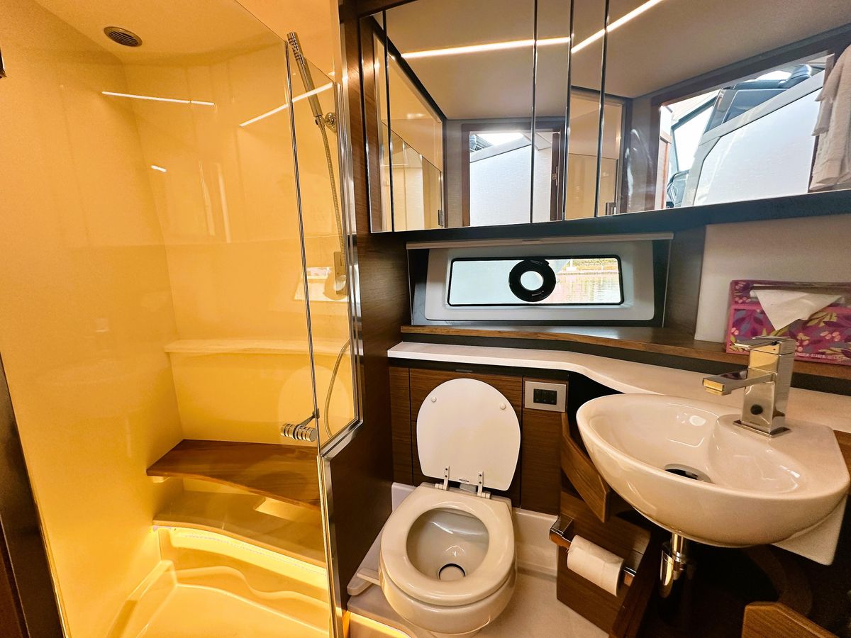 2024 Tiara Yachts 48 