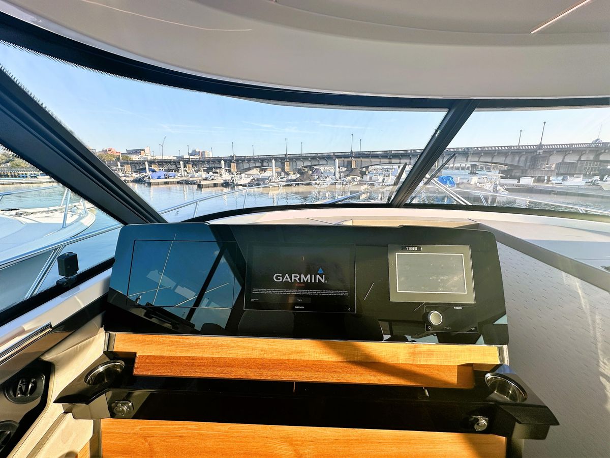 2024 Tiara Yachts 48 