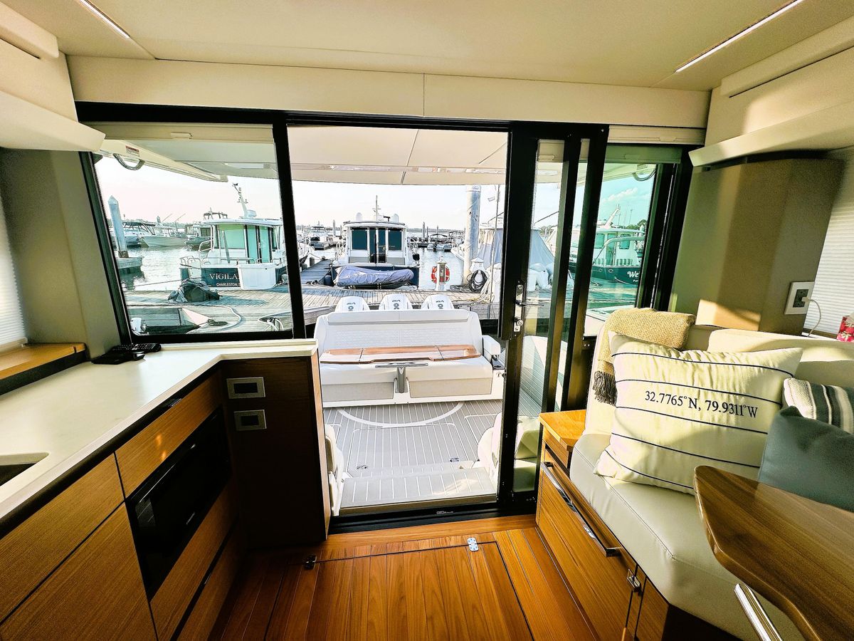 2024 Tiara Yachts 48 