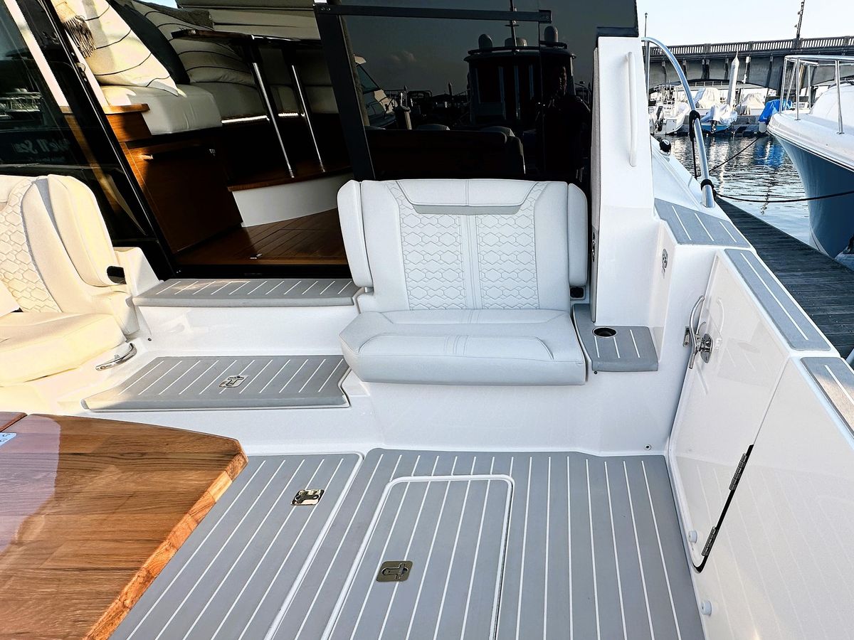 2024 Tiara Yachts 48 