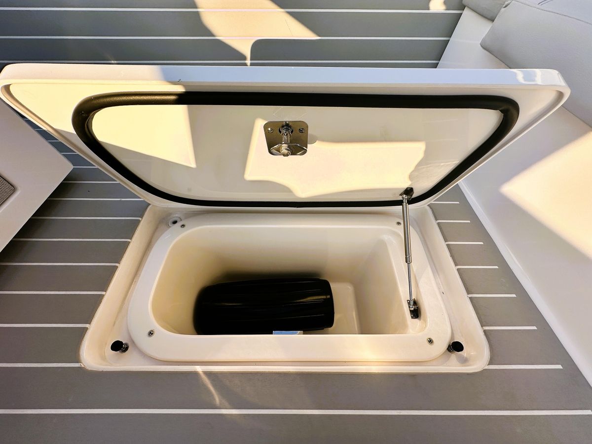 2024 Tiara Yachts 48 