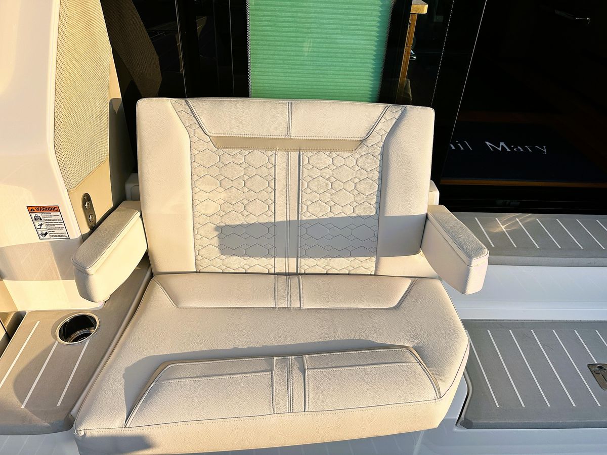 2024 Tiara Yachts 48 
