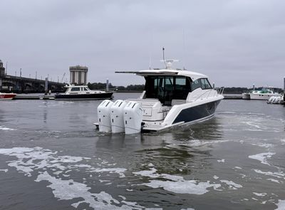Yacht