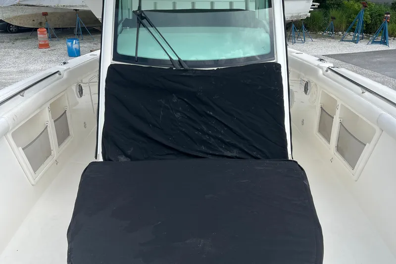  Yacht Photos Pics 2014 Boston Whaler 350 Outrage Console Lounger Cover