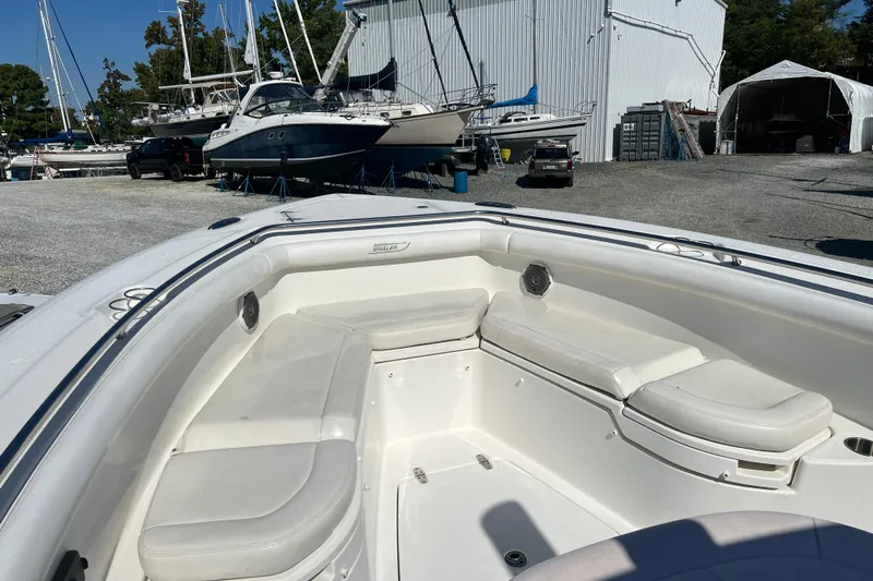  Yacht Photos Pics 2014 Boston Whaler 350 Outrage Forward Seating from Port