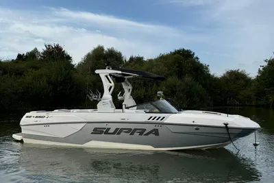 2021 Supra SE