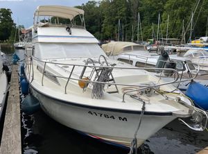 1983 Marine Projects PRINCESS 414 FLY