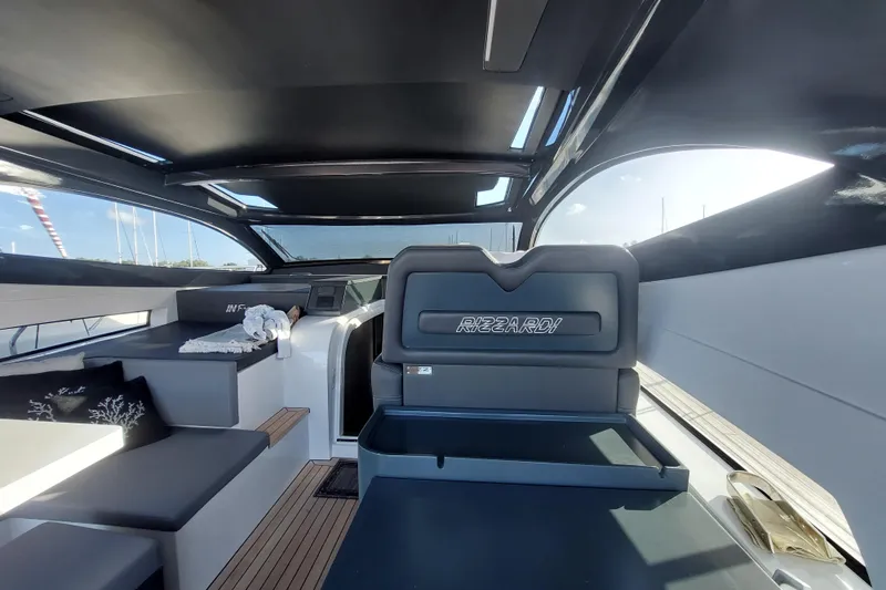 Fiftyfive Yacht Photos Pics 2022 Rizzardi Infive yacht modern seating.