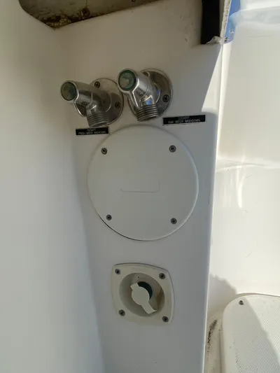 Reelaxing Yacht Photos Pics Fresh and Saltwater Washdowns