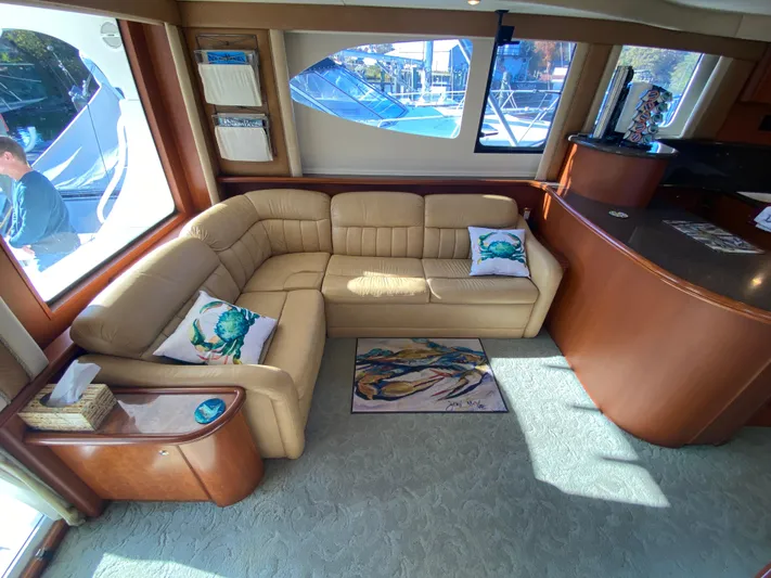 Reelaxing Yacht Photos Pics L-shaped lounge with recliner