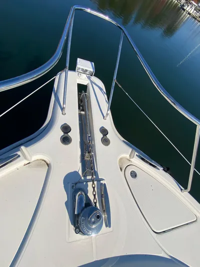 Reelaxing Yacht Photos Pics Anchor windlass