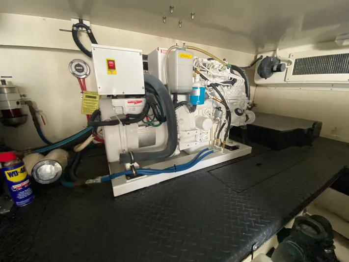 Reelaxing Yacht Photos Pics New Northern Lights Generator