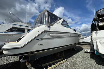 Maxum 3900 Scr