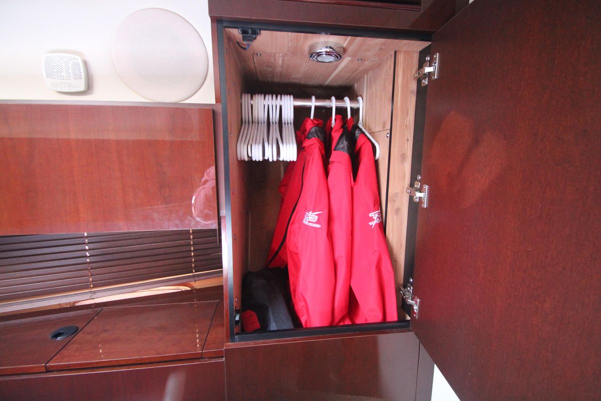 2011 Sea Ray 47 