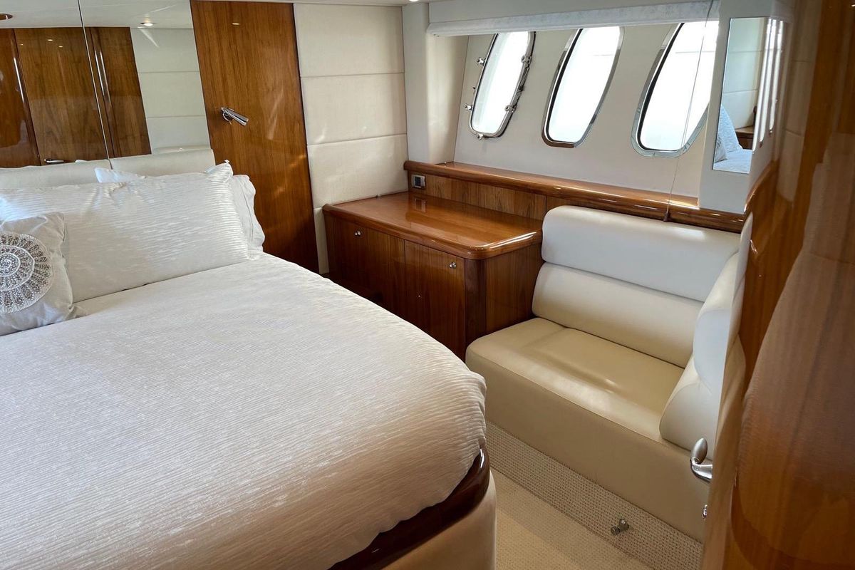 2009 Sunseeker 62 