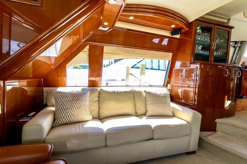 Contagious II Yacht Photos Pics 