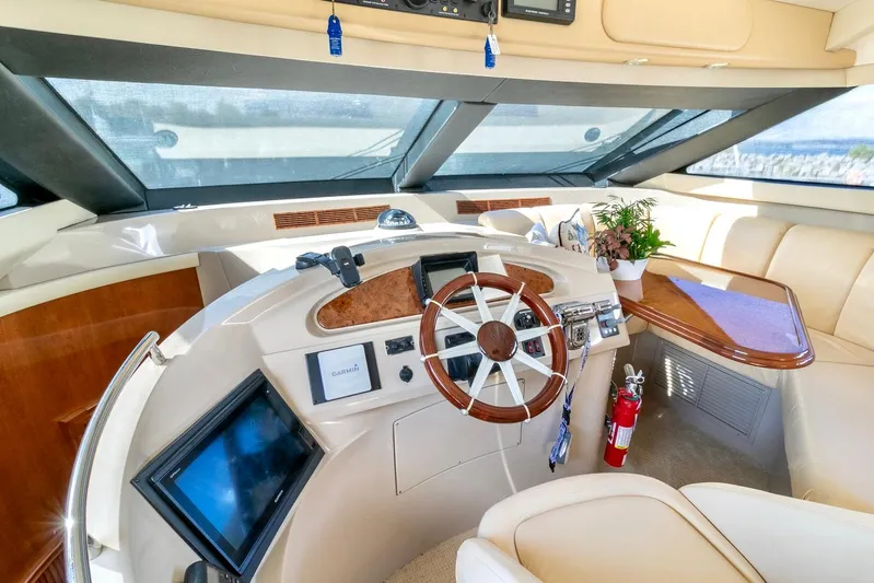 Contagious II Yacht Photos Pics 