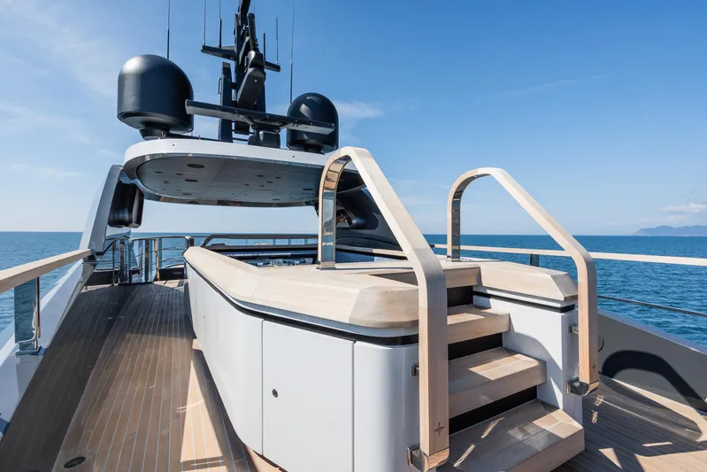 Silver Star I Yacht Photos Pics Luxury Admiral 55 S-Force yacht deck with modern design, 2023 model, at sea.