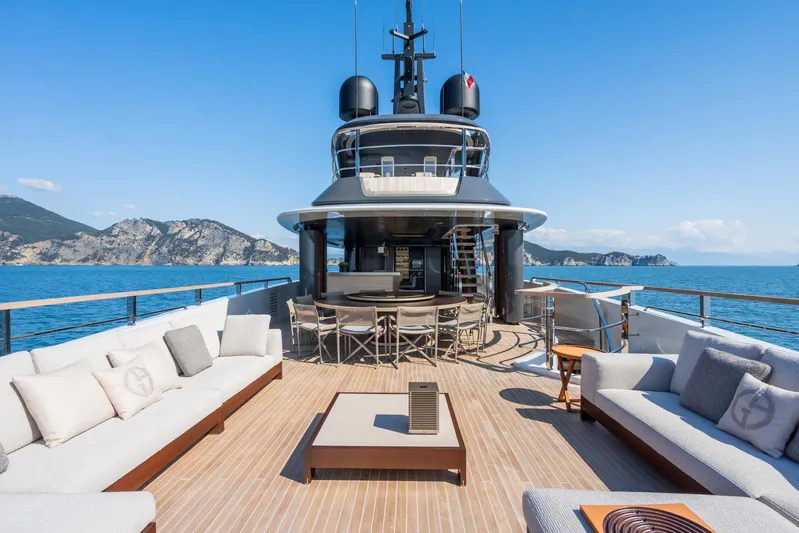 Silver Star I Yacht Photos Pics Luxurious 2023 Admiral 55 S-Force yacht deck with elegant seating and stunning ocean views.