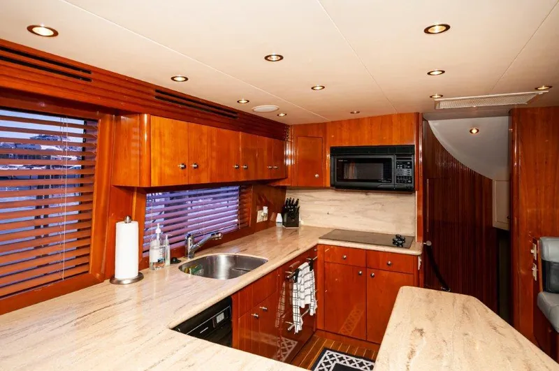 Moontan Yacht Photos Pics 