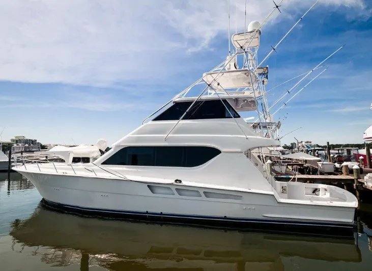 Moontan Yacht Photos Pics 