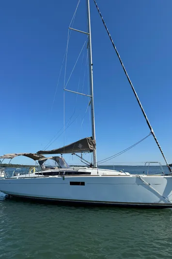 Inclination Yacht Photos Pics 