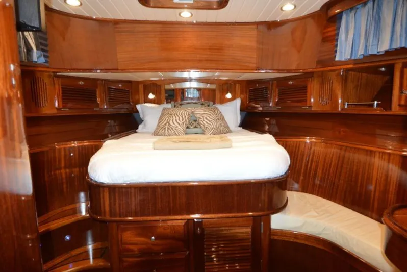 Double Down F/k/a Mary Ann Yacht Photos Pics 