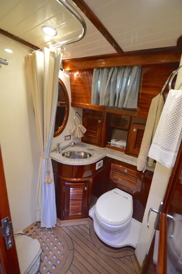 Double Down F/k/a Mary Ann Yacht Photos Pics 