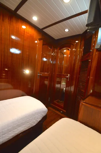 Double Down F/k/a Mary Ann Yacht Photos Pics 