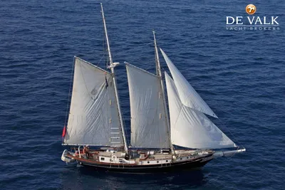 Schooner Sitting Bull 19.80