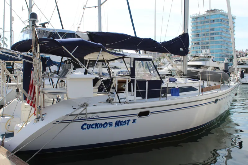 Cuckoo's Nest II Yacht Photos Pics 