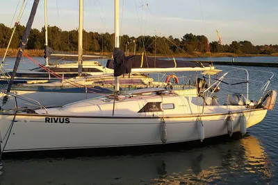2002 Jeanneau Sun 2000