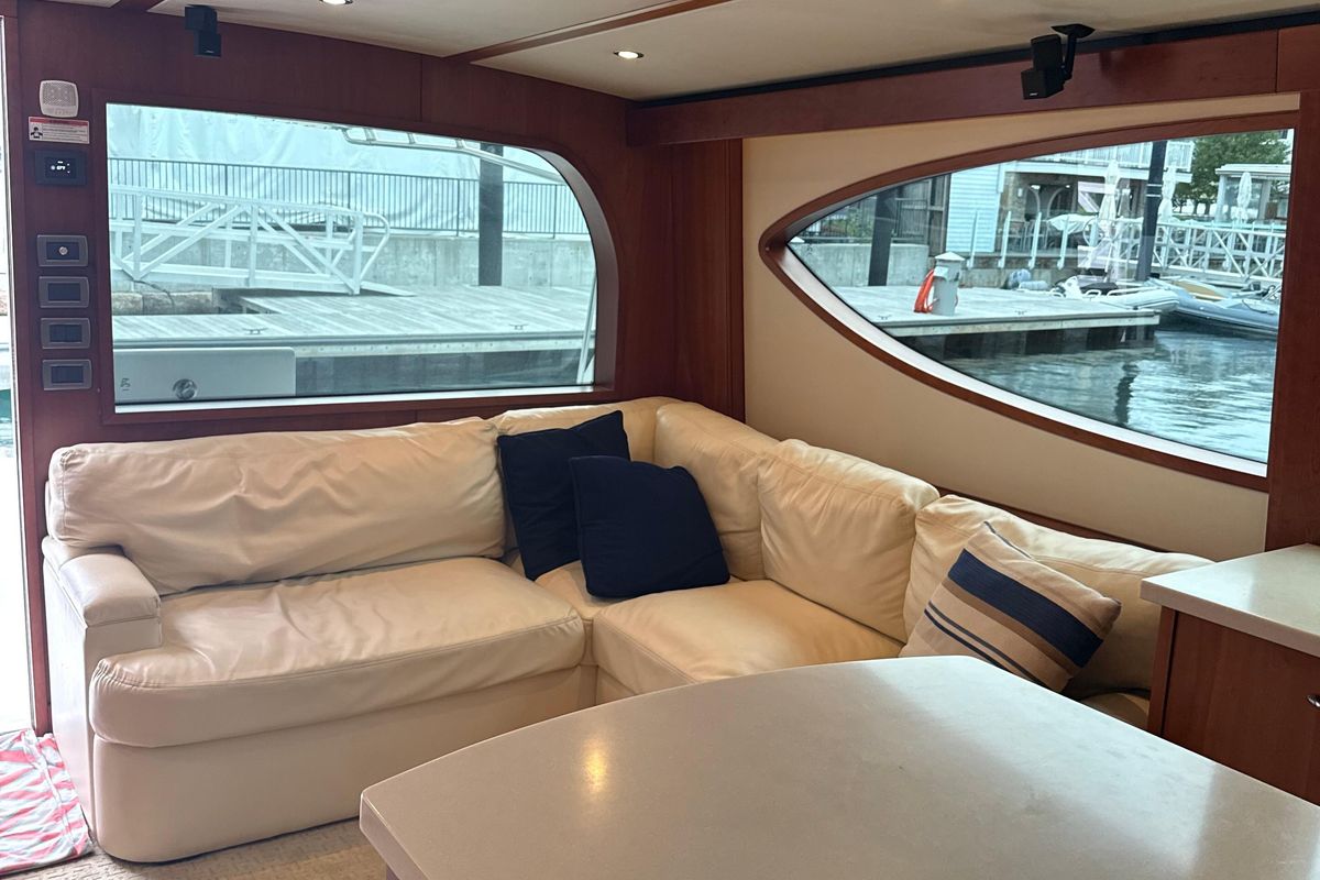 2013 Hatteras 53 