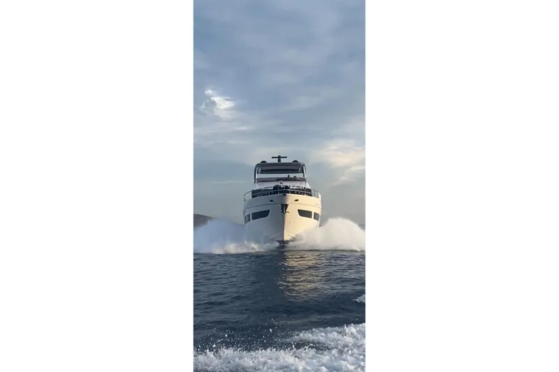  Yacht Photos Pics Luxury yacht Princess Y78 cruising on open water, 2020 model.