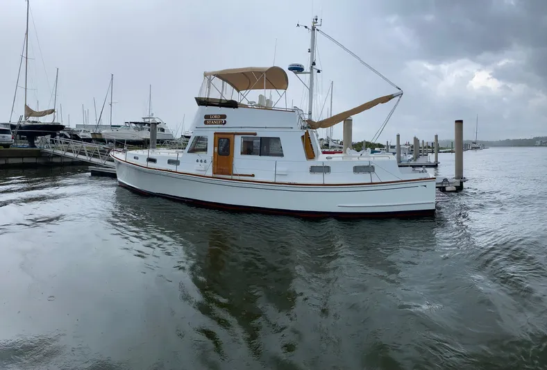 Lord Stanley Yacht Photos Pics 