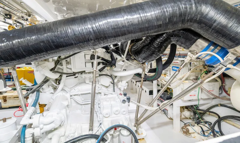 Alegria Yacht Photos Pics Hatteras 64 Motor Yacht 2007