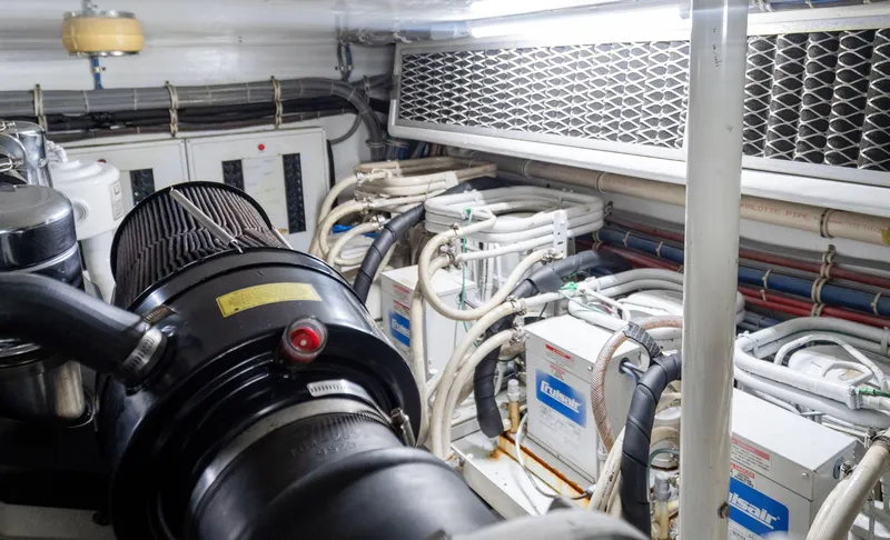 Alegria Yacht Photos Pics Hatteras 64 Motor Yacht 2007