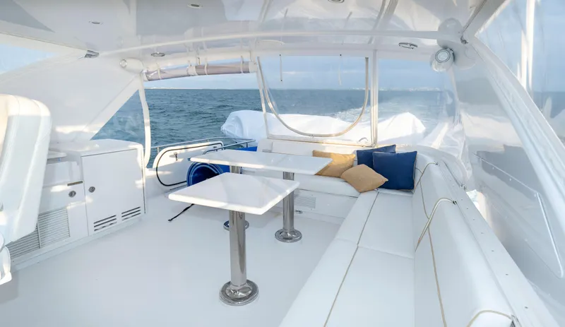 Alegria Yacht Photos Pics Hatteras 64 Motor Yacht 2007