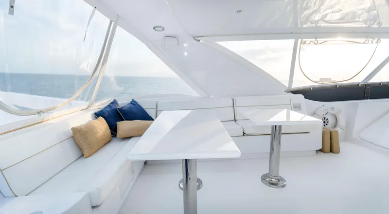 Alegria Yacht Photos Pics Hatteras 64 Motor Yacht 2007