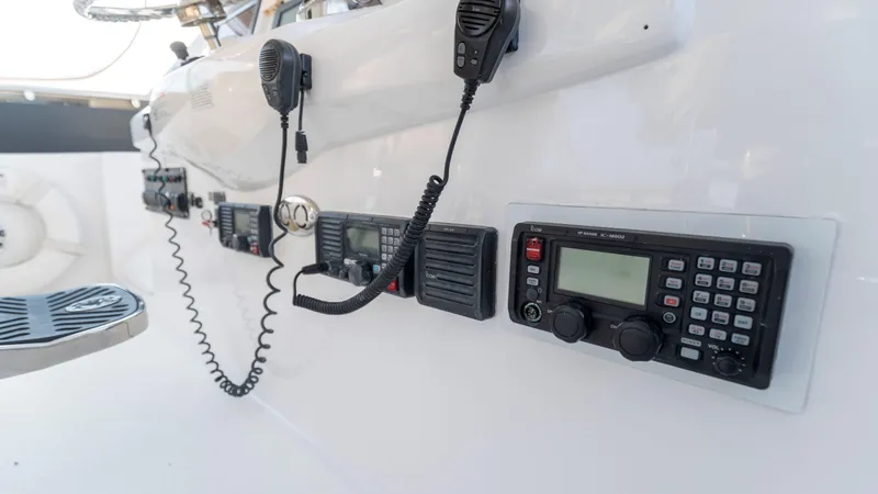 Alegria Yacht Photos Pics Hatteras 64 Motor Yacht 2007