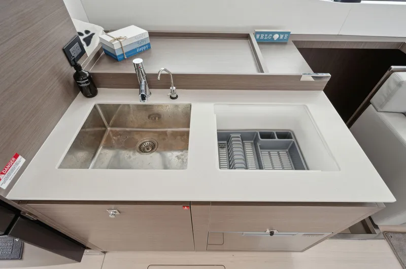 Euphoria Yacht Photos Pics 