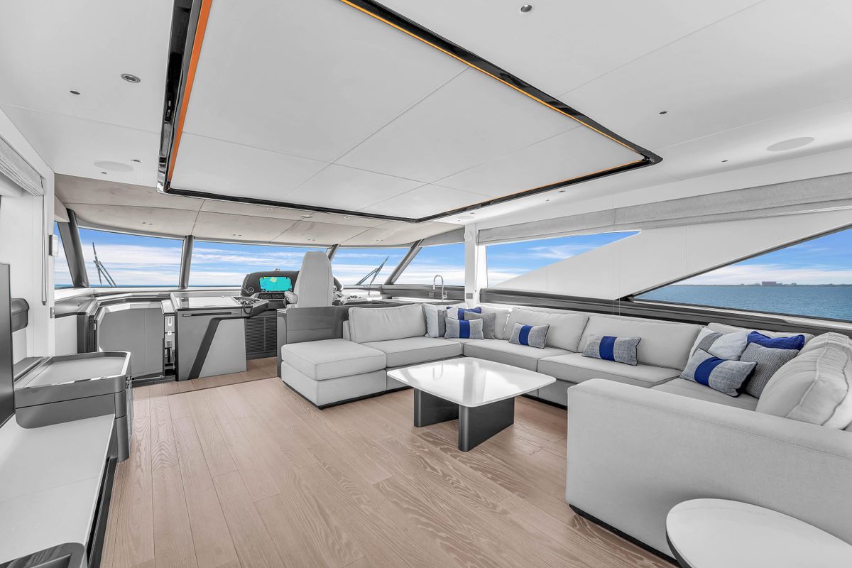 2024 Sunseeker 88 