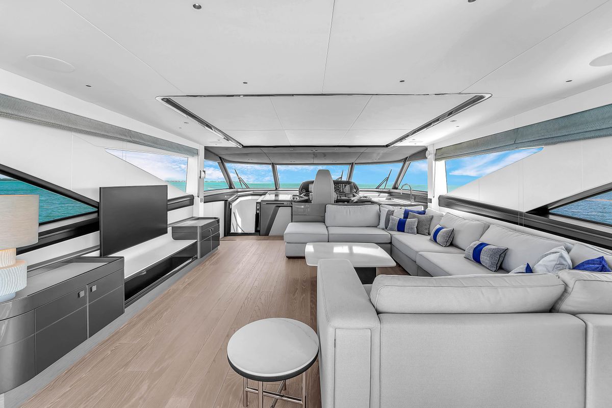 2024 Sunseeker 88 